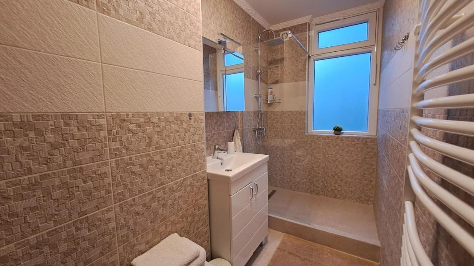 Szilfak City Apartman Hajdúszoboszló Exteriér fotografie